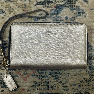 Coach Pale Gold Metallic Double Zip Pebbled Leather Wallet & Phone Case - NWOT